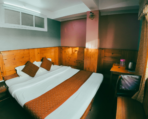 Deluxe Double Bedded